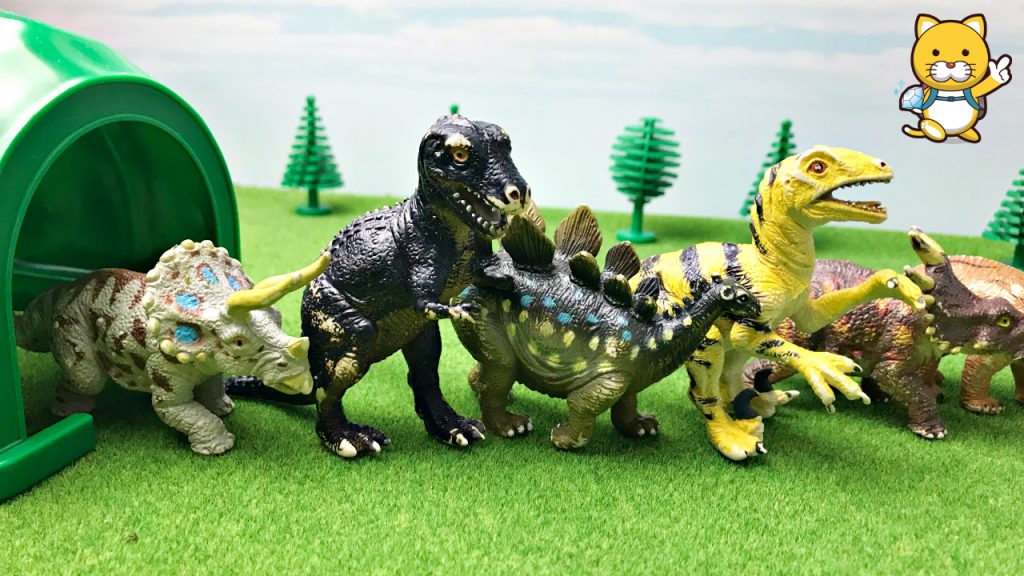 いないいないばあっ！恐竜のおもちゃ リアルなティラノサウルス  スティラコサウルス  ラプトルも登場☆子供向け動画 Peek-a-boo dinosaur