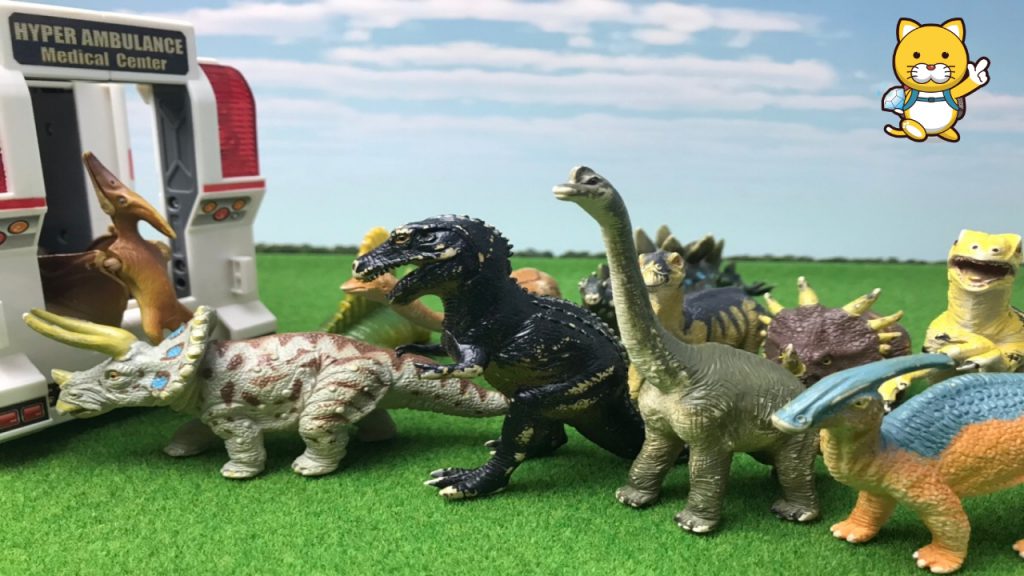 恐竜のおもちゃがはたらくくるま（働く車）のトミカ救急車にすぽすぽ入っていくよ！Dinosaur toys Đồ chơi khủng long -いーたんおはるこToys